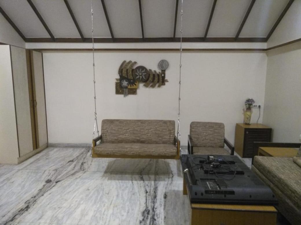 فندق جواهار Ulhāsnagar المظهر الخارجي الصورة